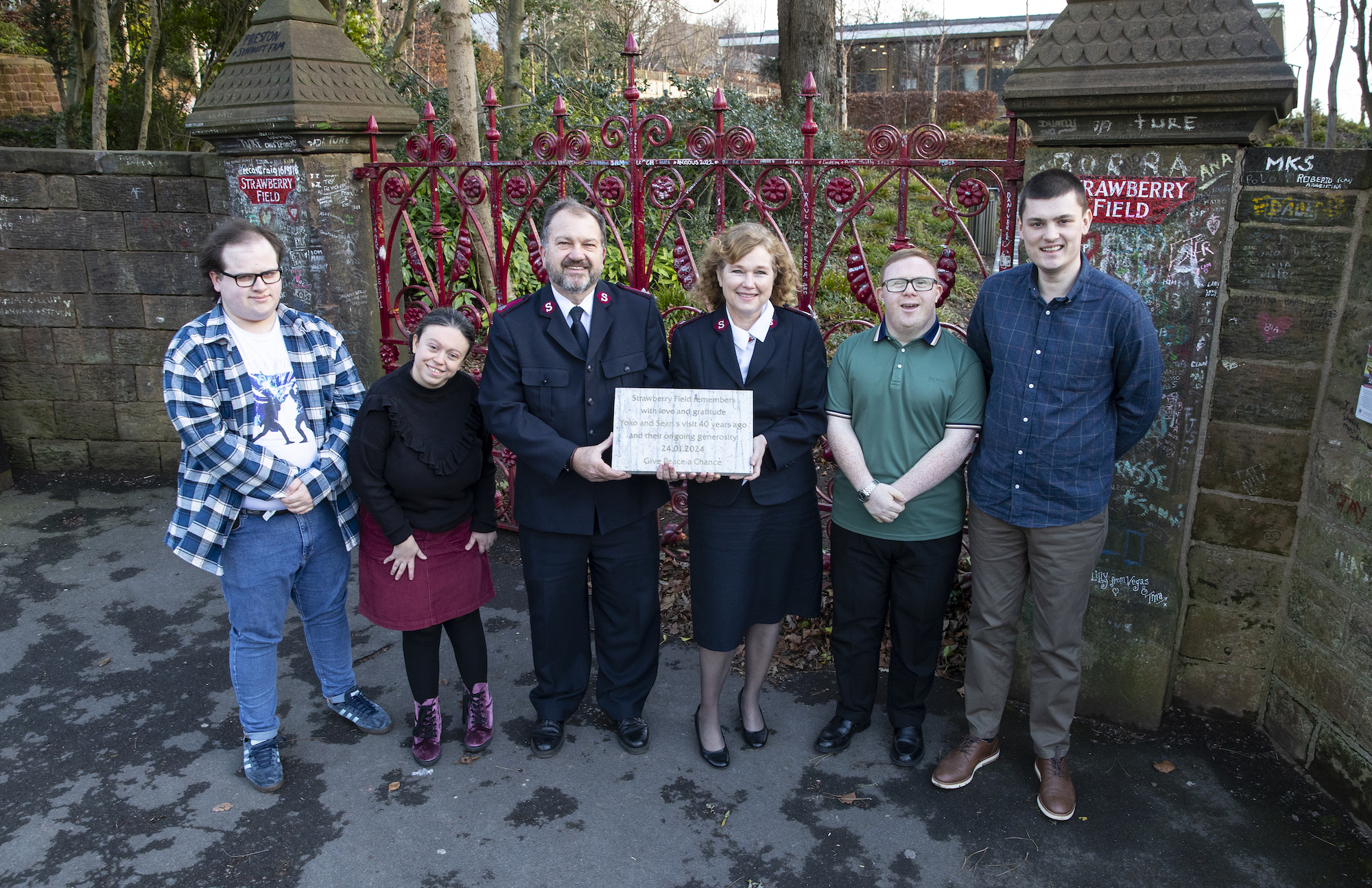 Major Allister Versfeld and Major Kathy Versfeld with Steps to Work Trainees and Graduates