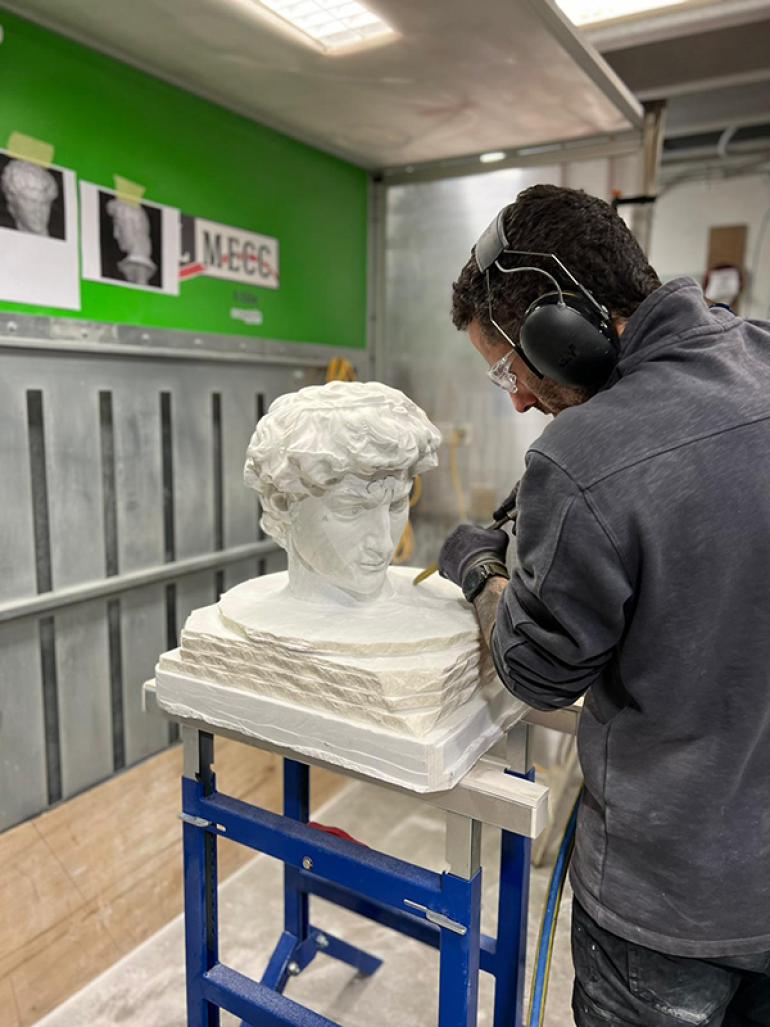 Roberto Colonetti carving David