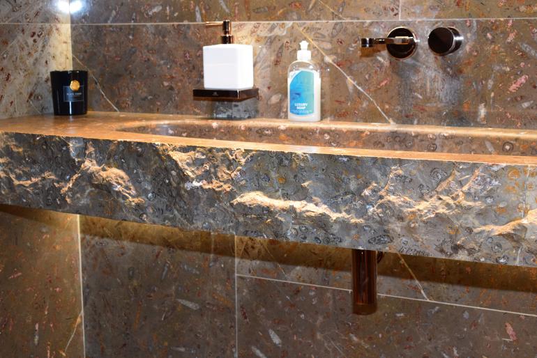Jurassic limestone from Porcelanosa Jurassic limestone from Porcelanosa