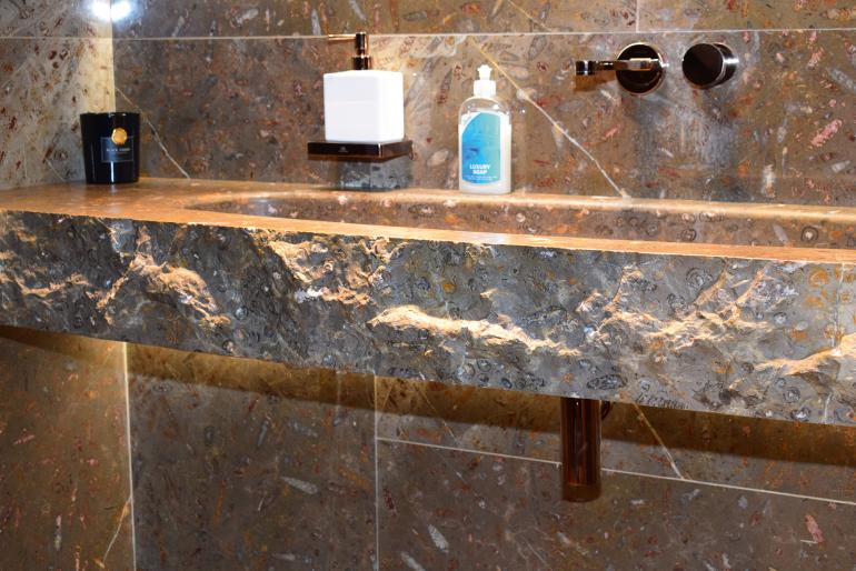 Jurassic limestone from Porcelanosa